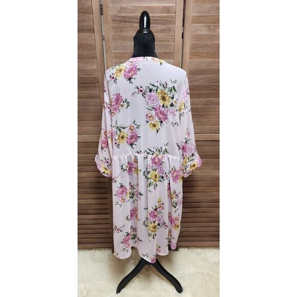 Torrid Sheer Pink Floral Lexie Hi Lo Tunic Plus Size 3X Button-Up Romantic Top - Picture 7 of 8